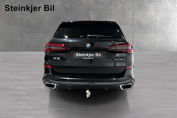 BMW X5 3 of 5
