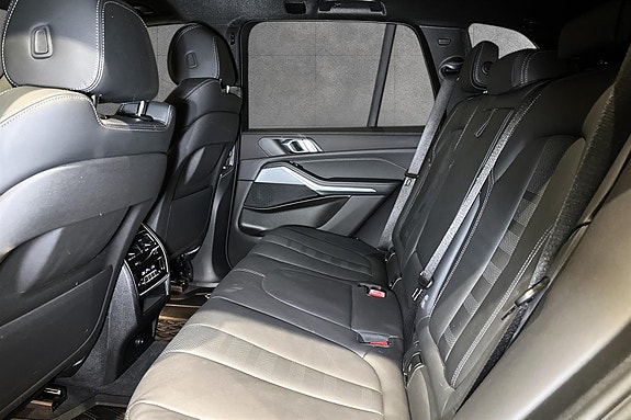 BMW X5 11 of 15