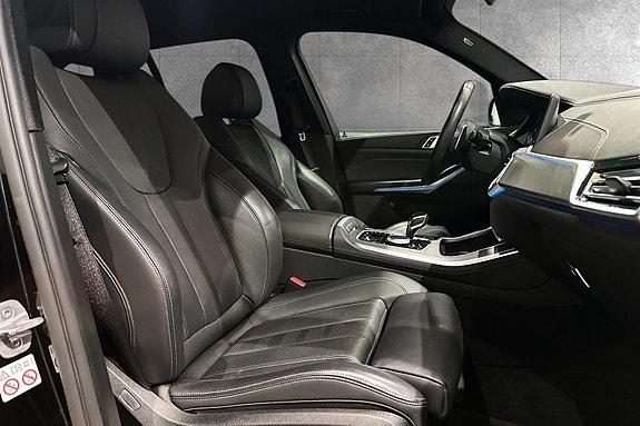BMW X5 15 of 15