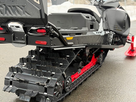 Lynx Brutal RE 850 E-TEC 2027 6 of 6