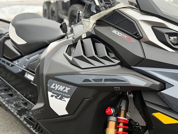 Lynx Commander RE 900 Turbo R 2027 4 of 5