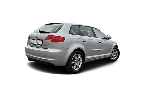 Audi A3 4 of 5