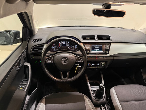 Skoda Fabia 28 of 30