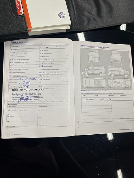Volkswagen Caddy Maxi 29 of 29