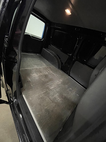 Volkswagen Caddy Maxi 20 of 29