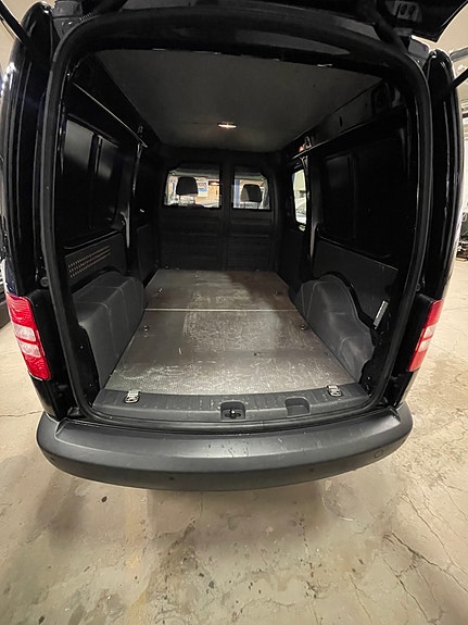 Volkswagen Caddy Maxi 17 of 29