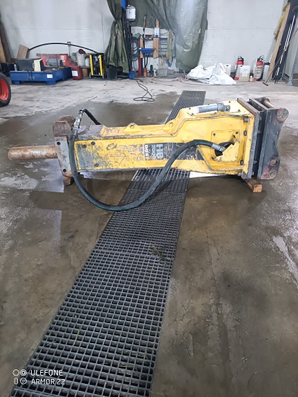 Atlas Copco HB2000 2 of 11