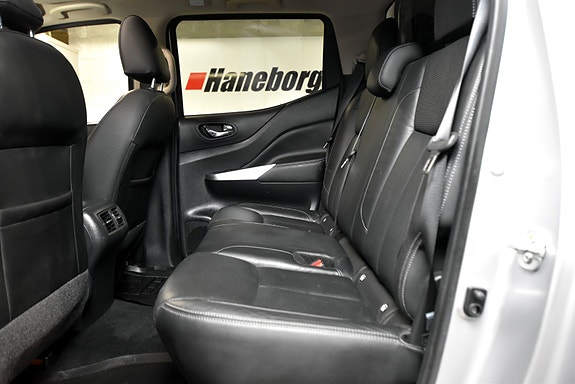 Nissan Navara 29 of 30