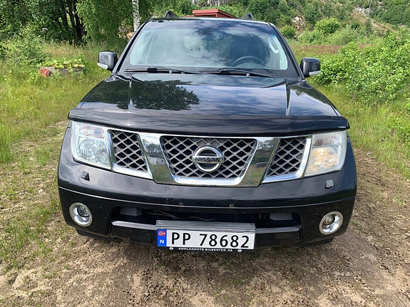 Nissan Pathfinder 4 of 5