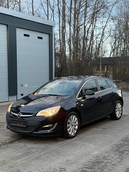 Opel Astra 3 of 5