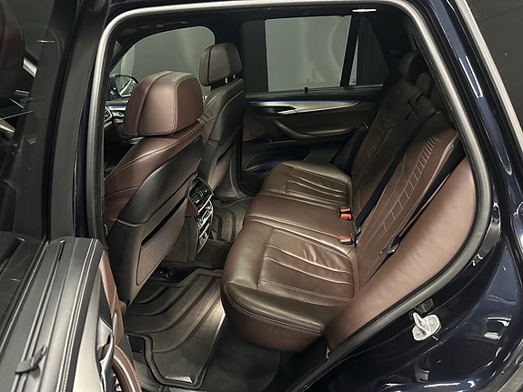 BMW X5 25 of 30