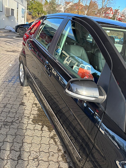 Mercedes-Benz B180 15 of 30