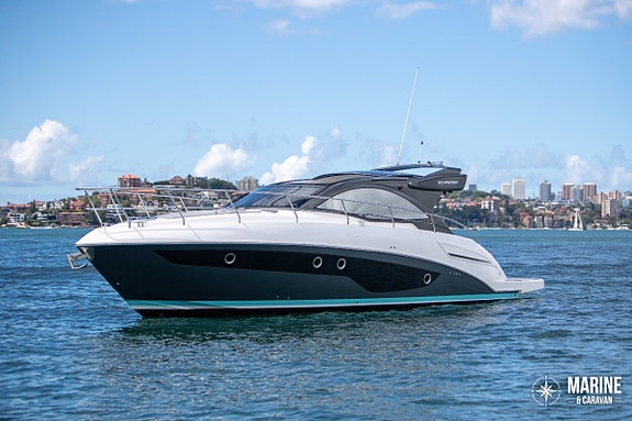 Scheafer Yachts 400