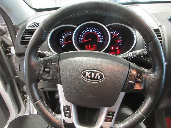 Kia Sorento 7 of 21