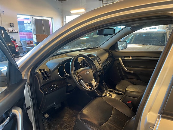 Kia Sorento 8 of 21