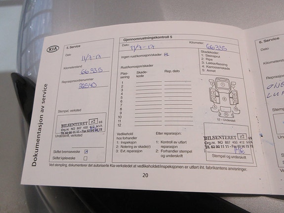 Kia Sorento 17 of 21