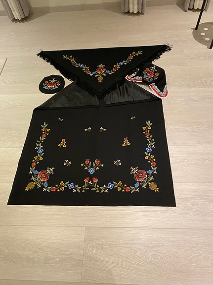 Product image 9 of 10