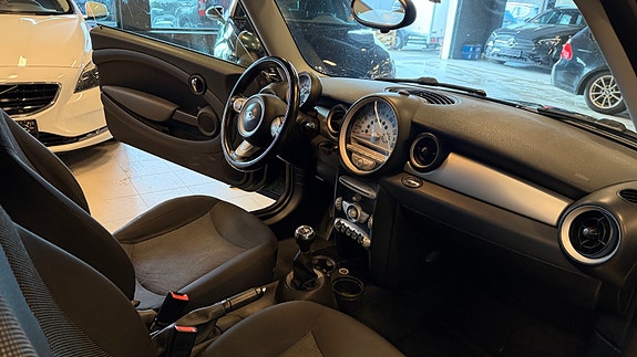 MINI Clubman Cooper D 7 of 11