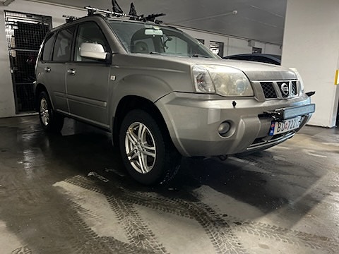 Nissan X-Trail 18 of 19