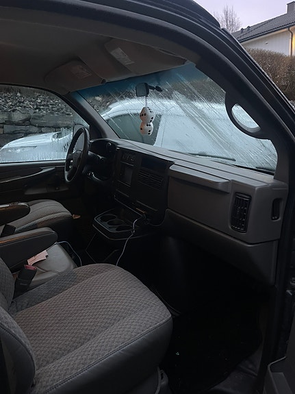 Chevrolet Express 12 of 15