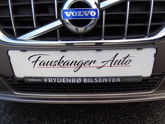 Volvo V70 10 of 29
