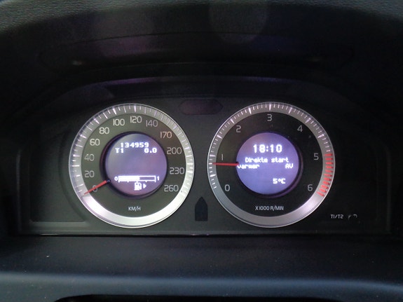 Volvo V70 21 of 29