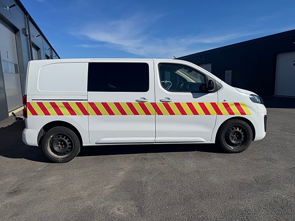 Opel Vivaro 5 of 5