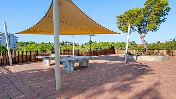 Moderne leilighet med turistlisens – innglasset terrasse og flotte fellesfasiliteter