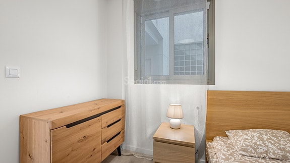 Moderne leilighet med turistlisens – innglasset terrasse og flotte fellesfasiliteter