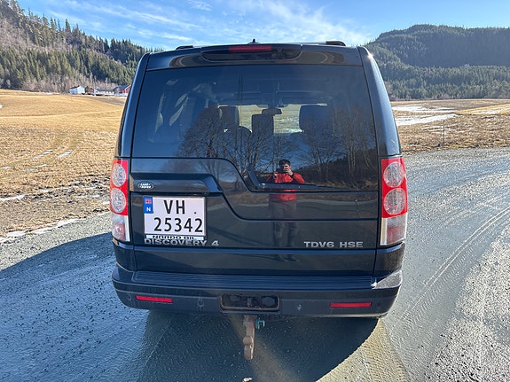 Land Rover Discovery 6 of 12