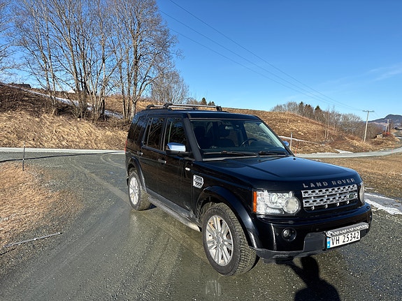 Land Rover Discovery 2 of 12