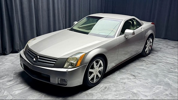 Cadillac XLR 24 of 30