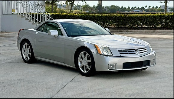 Cadillac XLR 21 of 30
