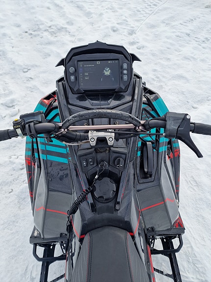 Polaris Polaris Khaos 9R 146 13 of 13
