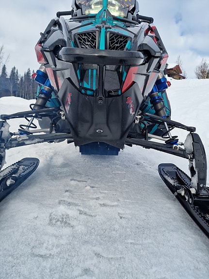 Polaris Polaris Khaos 9R 146 9 of 13