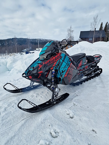 Polaris Polaris Khaos 9R 146 7 of 13