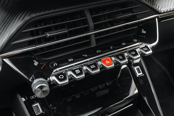 Peugeot 2008 19 of 30