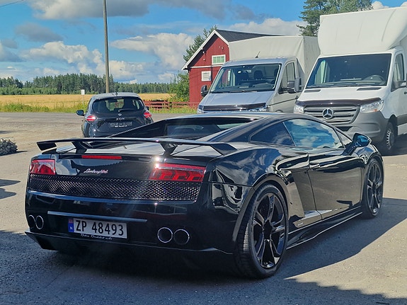 Lamborghini Gallardo 3 of 5