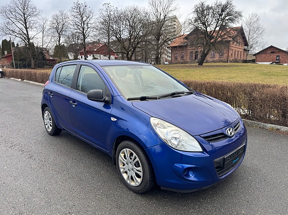Hyundai i20 4 of 18
