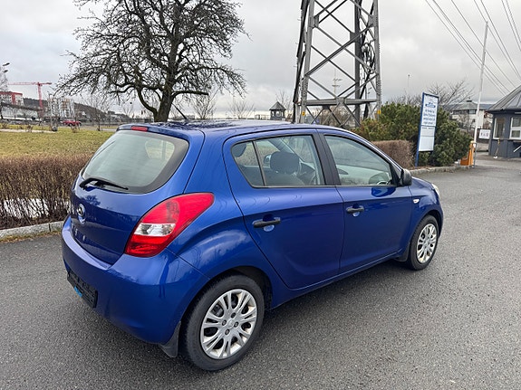 Hyundai i20 5 of 18
