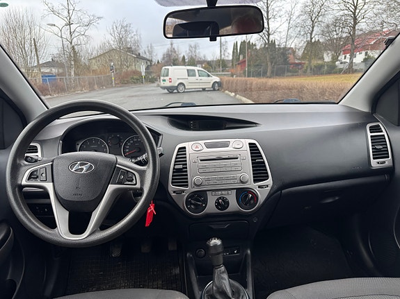 Hyundai i20 13 of 18