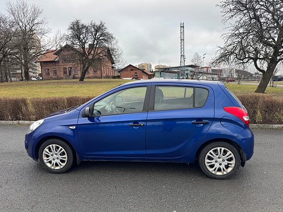 Hyundai i20 8 of 18