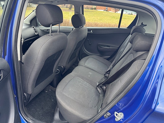 Hyundai i20 12 of 18