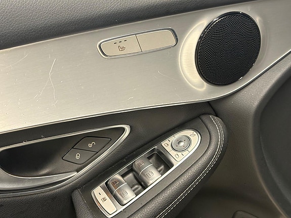 Mercedes-Benz GLC350 e 12 of 28