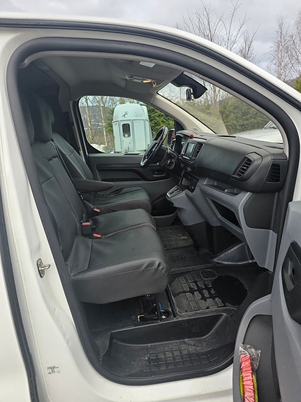 Citroen E-Jumpy 17 of 21