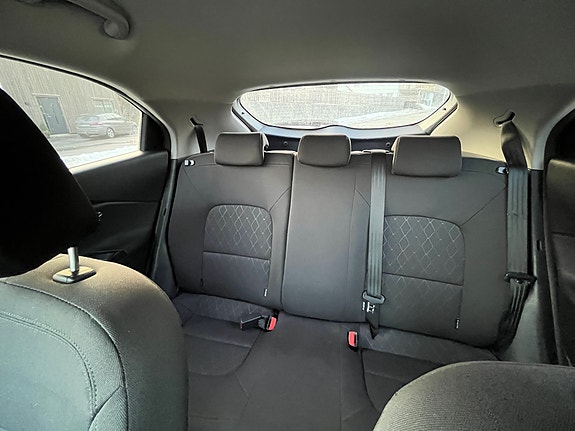 Kia Rio 23 of 30