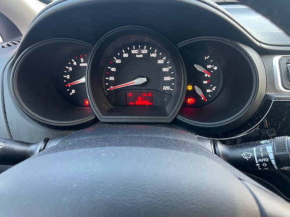 Kia Rio 17 of 30