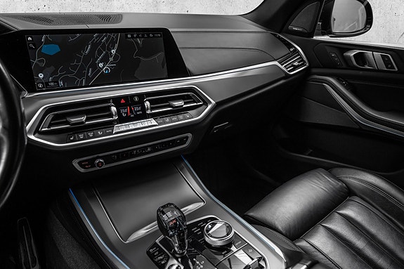 BMW X5 24 of 30