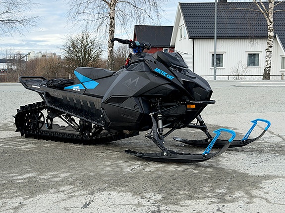 Arctic-cat M 600 Alpha One 146 - 16års scooter!
