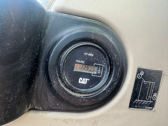 Cat M318C 11 of 15